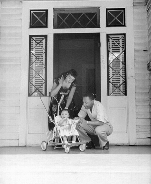 twixnmix:  Martin Luther King Jr. at home with his wife Coretta Scott   King  and their daughter Yolanda   King    in Montgomery, Alabama. May 1956.  