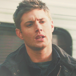 bowlegsintheimpala:  This is a post about Dean’s hair 