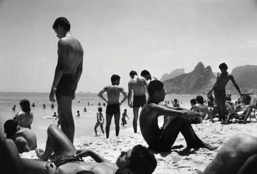 wannes1963blr:  Ph. Elliott Erwitt - Rio de Janeiro (1984)