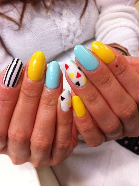 rumpshaker:   yammy nail   ^ wtf YAMMY nail…?