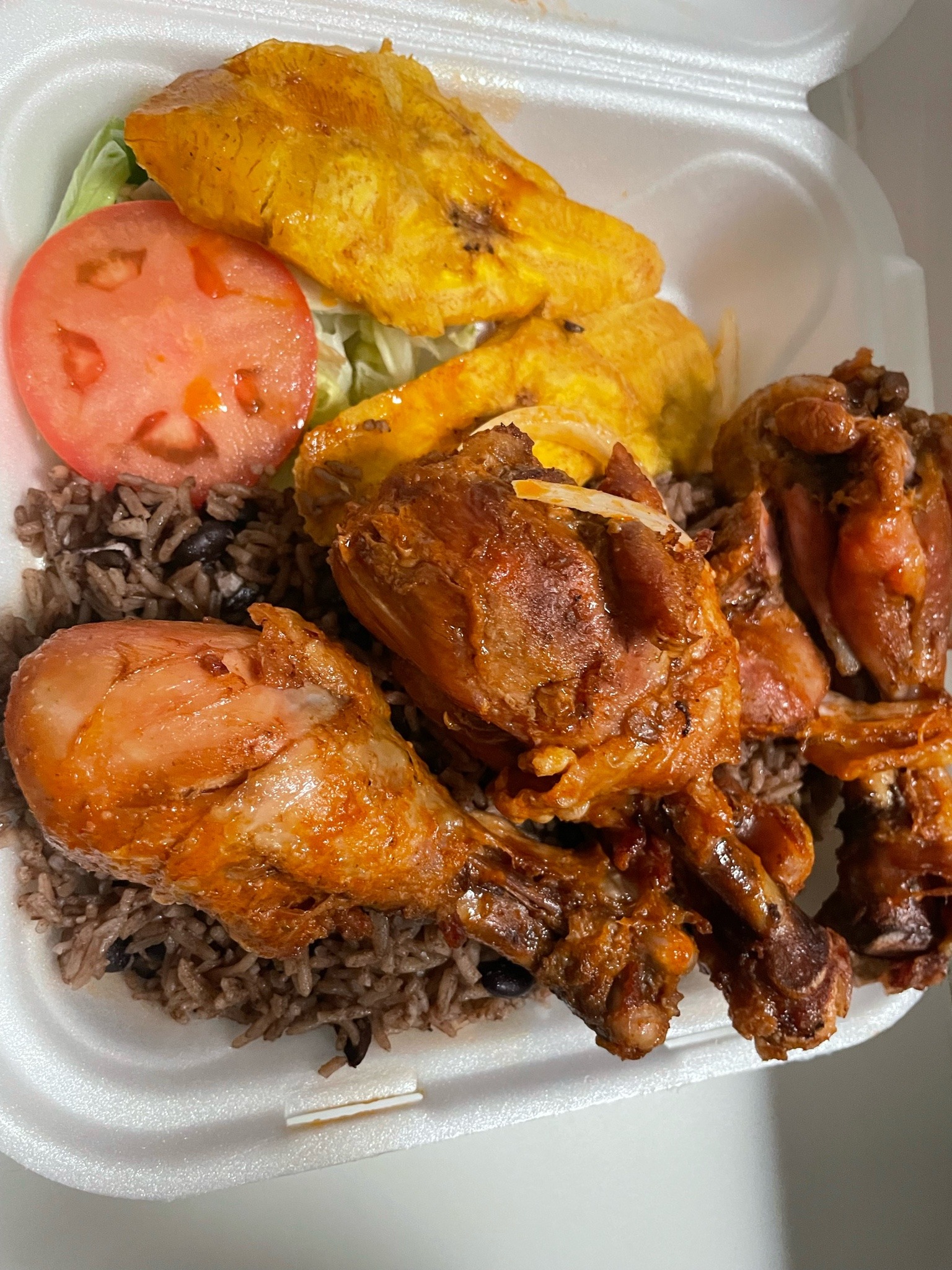 icaseybaybee:Haitian food >