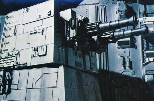 martinlkennedy:  Behind the scenes Star Wars shots from Cinefantastique magazine