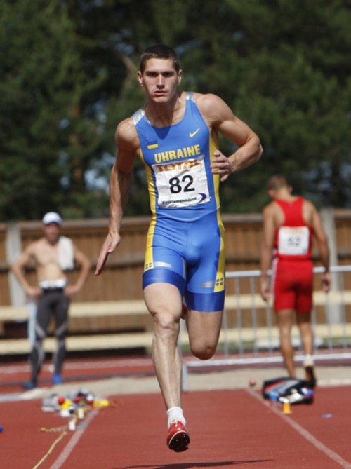 Team Ukraine Relay Runner