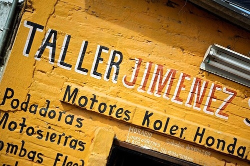 art-hippy:Hand painted Mexican typography!!!!✨