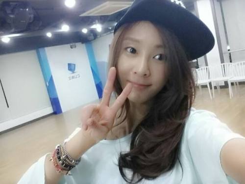 G.Na - Official Facebook Update Pics