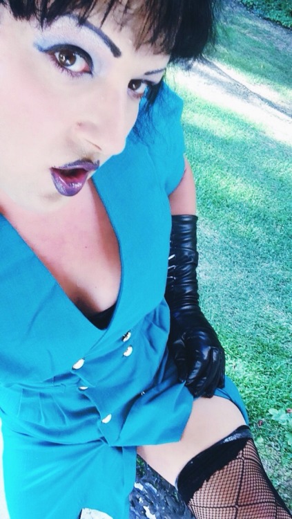 missjamievega:  Let me see you stripped…