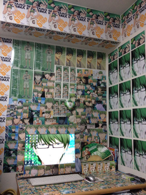 kannagisflameroses:  akashikuroko:  fionabeingstupid:  oh you like that character?