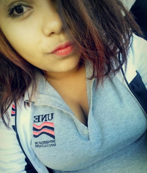 latinashunter:  Cute Chichona Dayum!!!! 