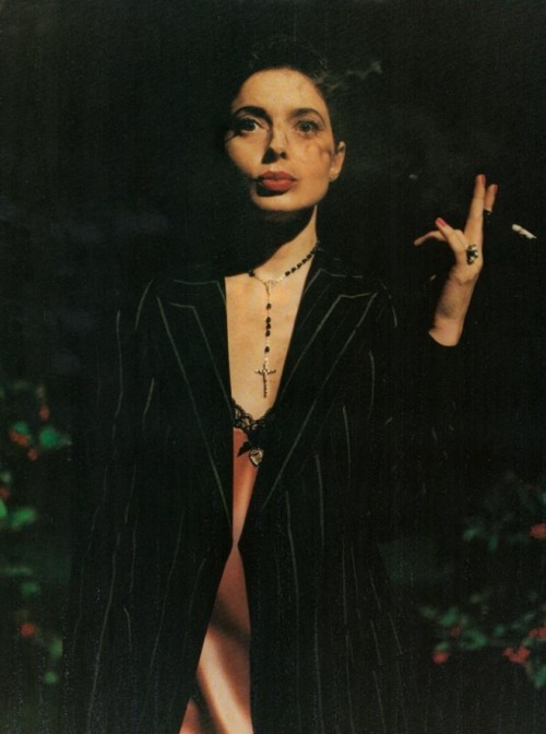 deshistoiresdemode:  Isabella Rossellini by Michel Comte, 1995.
