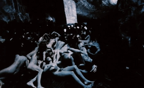 aqua-regia009: Na srebrnym globie  (On the Silver Globe) [1988] - Andrzej Zulawski  