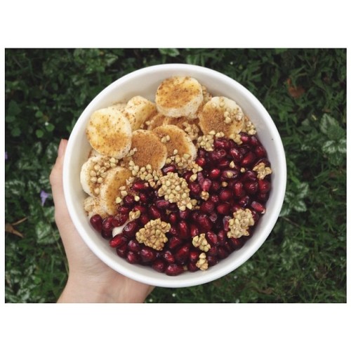 {5 bananas, pomegranate, @loving_earth caramelised adult photos