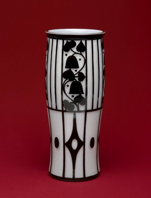 design-is-fine:Josef Hoffmann, vase, 1912. Glass. Vienna. Brooklyn Museum