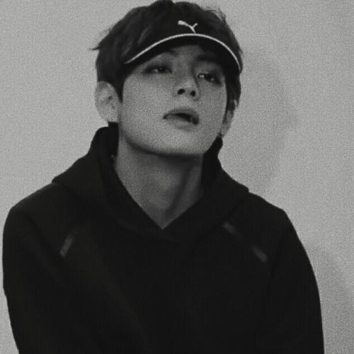▪ Taehyung Black & White Grunge Moodboard ▪