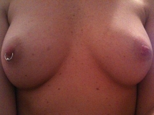 star-selfie:  girls with big breast make friends quickly around here.