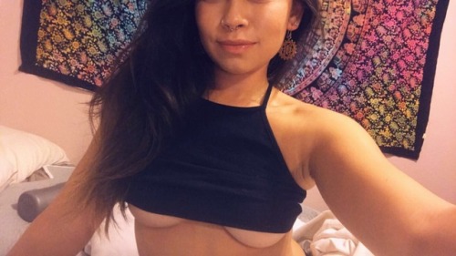 Hot Selfie Heaven