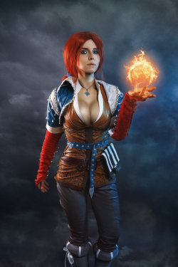 hotcosplaychicks: Triss Merigold  Cosplay