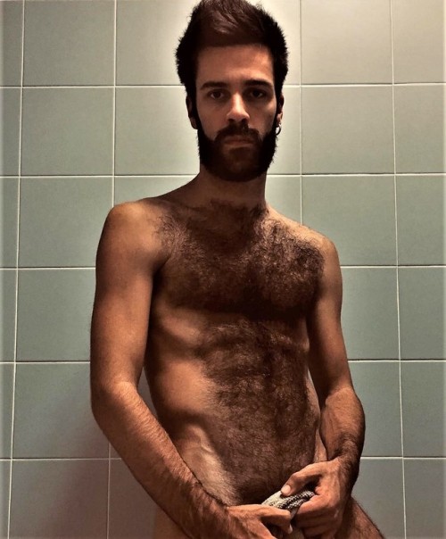 kazhairy0:Instagram : elto_y  What a very handsome bear he is with his gorgeous dark beard and moust