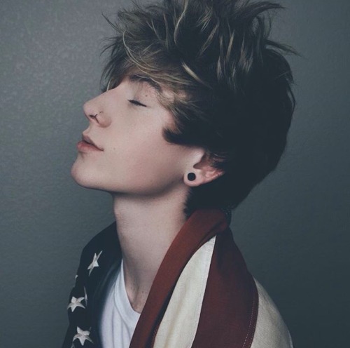 healinggabriel: Pictured: Gabrielminus the ear piercings and nose ring, this is a very good real-lif
