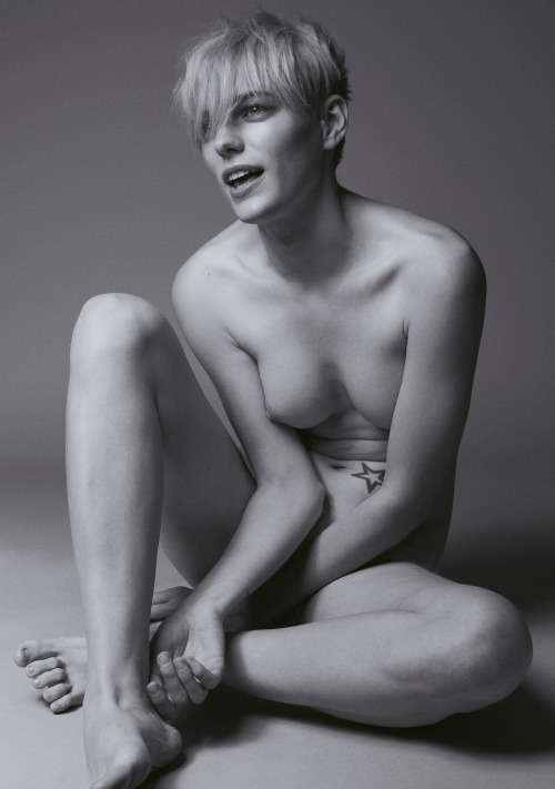erikalindernews:  #tbt August 2014 - ICON Exhibition by Fredrik Wannerstedt