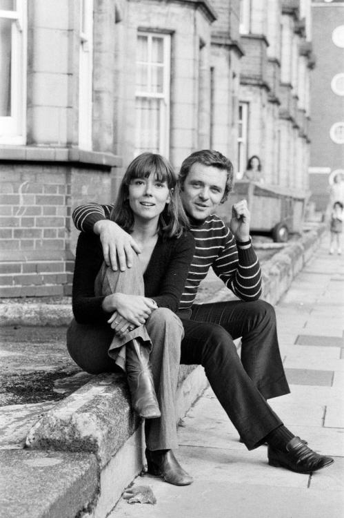 kathifee-world2:  aiiaiiiyo:Anthony Hopkins with Diana Rigg 1972 Check this blog!   ❣…