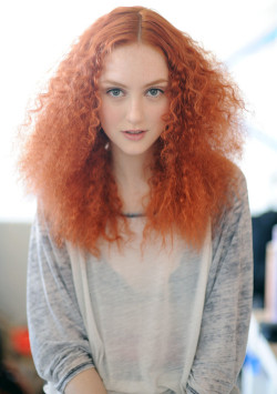 mieitte:  Cute redhead