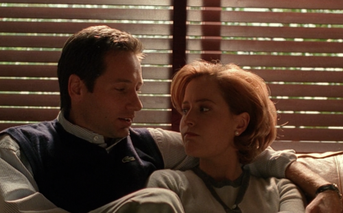 spacemomscully:when you get caught staring at each others lips then pretend it didn’t happen