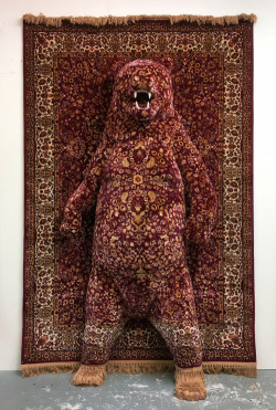 gdbot:Bear RugsUK-based sculptor Debbie Lawson