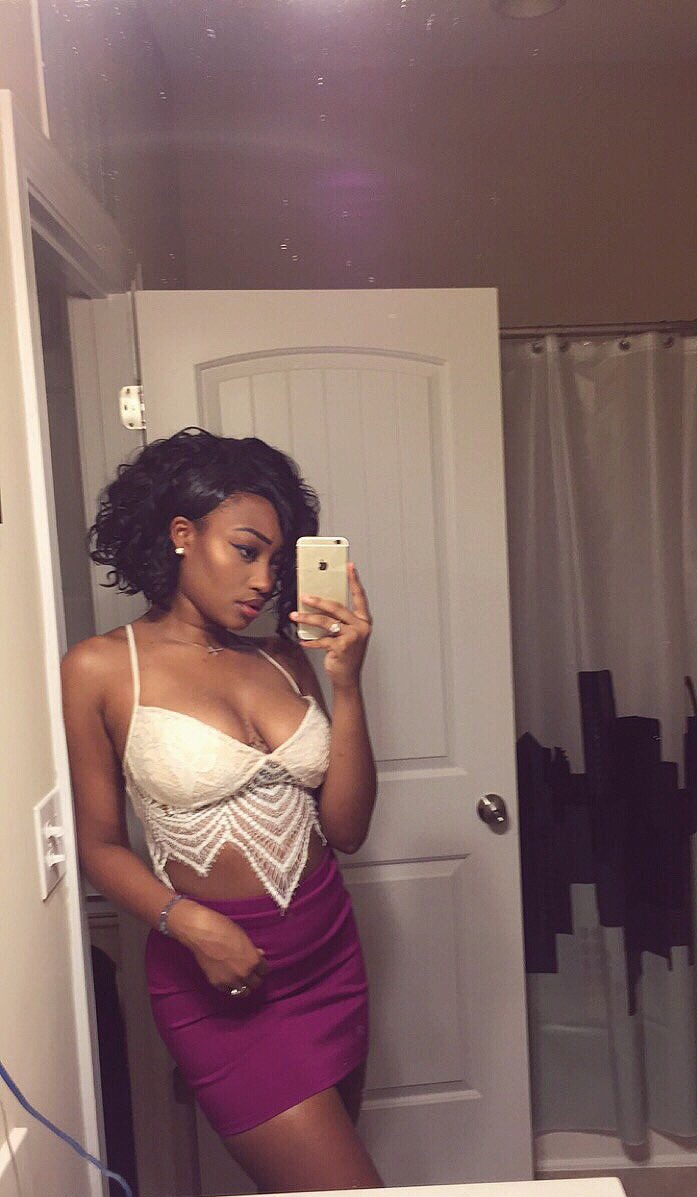 thefinestbeauties:  Tumblrette Chasity wavy-ting.tumblr.com 