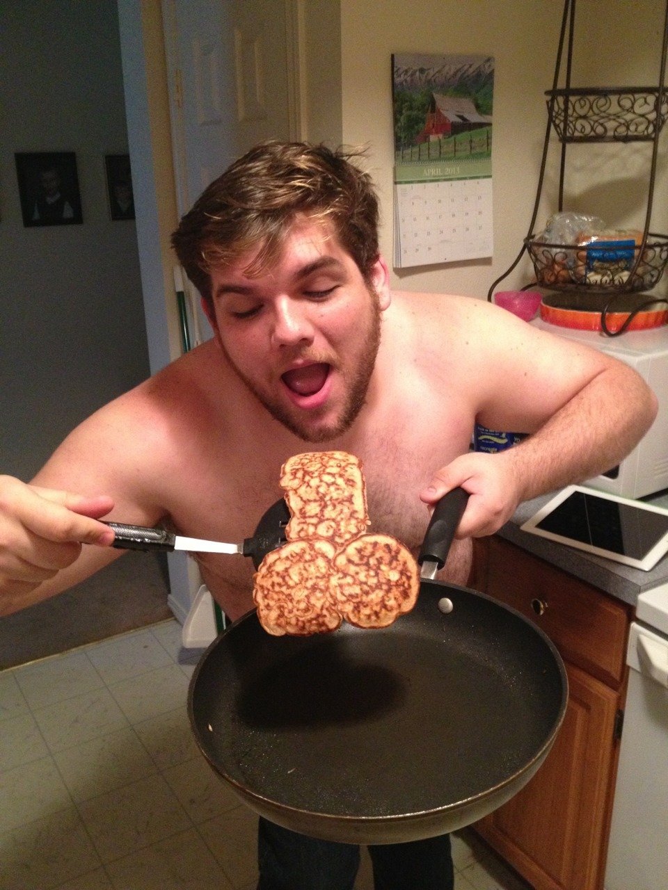 thebohemiancircus:  Part of a balanced breakfast. 