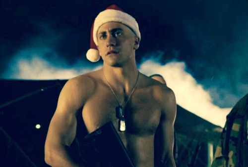 nhgaypornaddict: broswithoutclothes: For my money, the holiday season doesn’t begin until the 