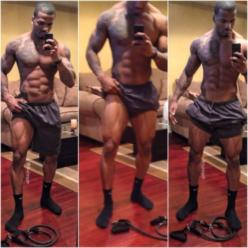 dominicanblackboy:  Suraqah fine asf!😍