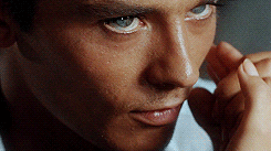 tumblr_n5itx6WNyf1tbwtauo1_250.gif