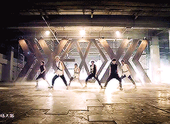 krisyeol:  EXO - Growl 으르렁 Flawless choreography      