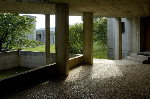 sosbrutalism: There is a new book about the brutalist convent Carmel de la Paix available in French: