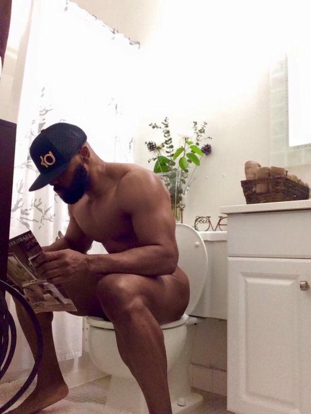 amirtheprince:  redbone2016:  missnlinc:  Grown man 😎  Daddy😍😍😍😍😍😍🙈🙈🙈🙈🙈