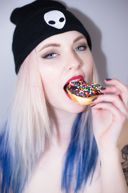 torromodel:  Photography by Sean Behr