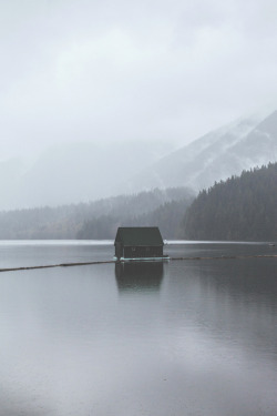 man-and-camera:  Capilano Dam ➾ Luke Gram