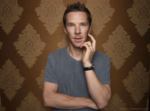 Gorgeous pictures of Benedict Cumberbatch posing at The Montage Hotel in Beverly Hills, California f