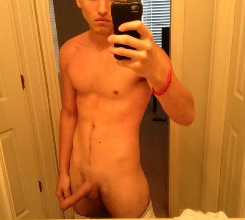 boyzonblast:  Alejandro Miranda Anonymous Submission Follow http://boyzonblast.tumblr.com/ Follow http://boyzonblast.tumblr.com/ Follow http://boyzonblast.tumblr.com/