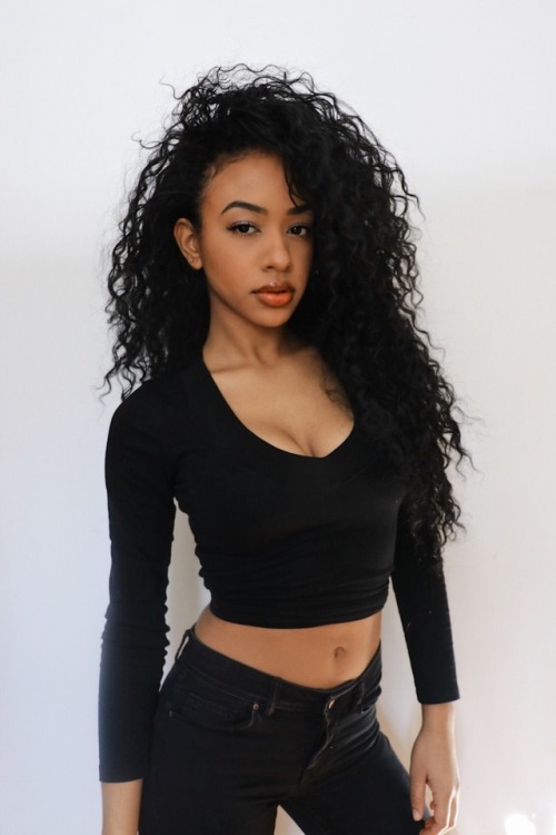 exaltedbabe:  IG: exaltedbabe