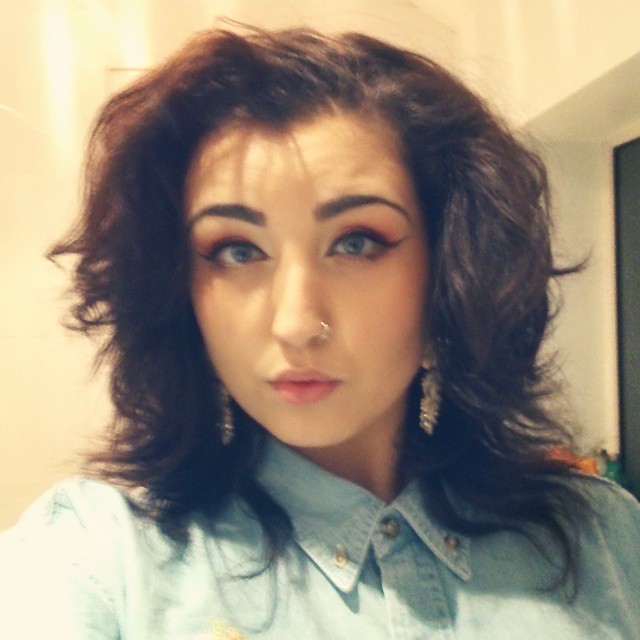 Post Christmas dinner boredom. Omg  #Christmasselfie #selfie #me #earrings #hair
