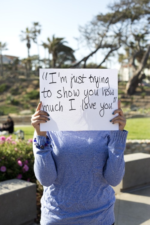 Project Unbreakable is a photography project aiming to give a voice to  survivors of sexual assault, domestic violence, and child abuse.The rapes survivors write the agressor’s awful words on a white banner and take picture with it.Follow it.