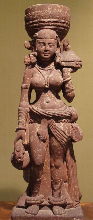 XXX arjuna-vallabha:  Woman sculpture froma Mathura, photo