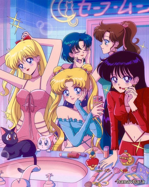 hanavbara:  girls night out 💖💄🌙  #SailorMoon