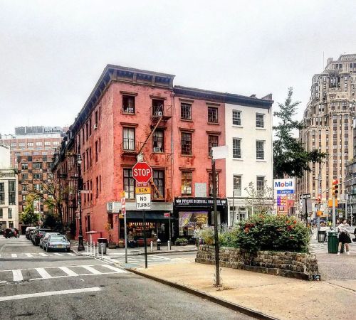 Buildings in the #West_Village, #Manhattan. https://www.instagram.com/p/CdzSy24MAJ-/?igshid=NGJjMDIx