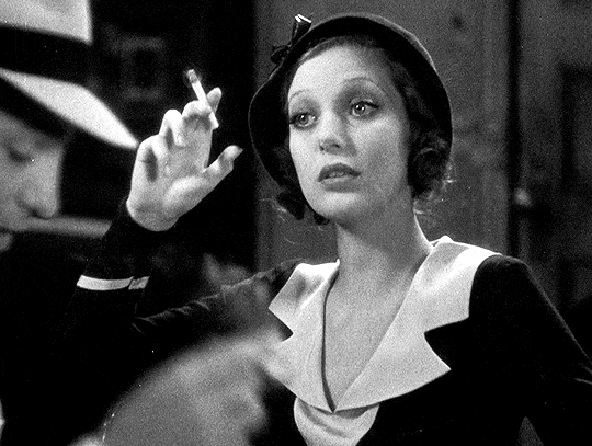 Loretta Young in Platinum Blonde (Frank Capra, 1931)