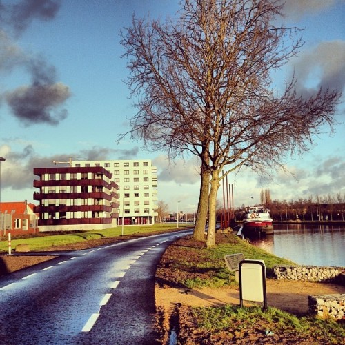 jeffreybouva: Ochtendwandeling richting werk. #purmerend #walk #weidevenne #sunday #koopzondag #¾ #