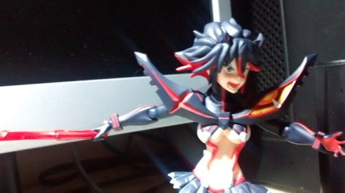 grimphantom:  Look who came in the mail today! Finally my Ryuko figure that i pre-order along time, worth the wait! Don’t mind Bill, he’s just saying hi to ya lol  I want Ryuko figure! <3 <3 <3