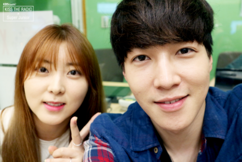 fuckyeahsohyun:  SUKIRA update with Sohyun and Dickpunks Taehyun