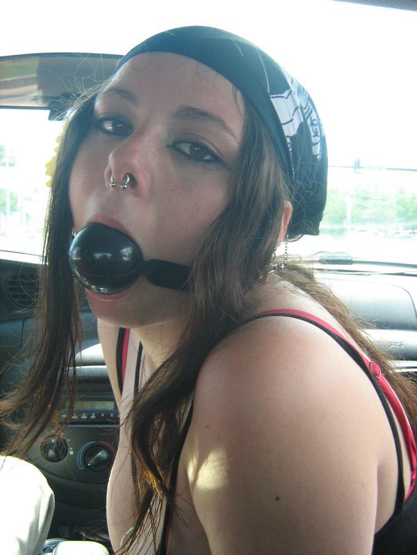 xylentum:  Silent driving!SELFGAGS rating: 10